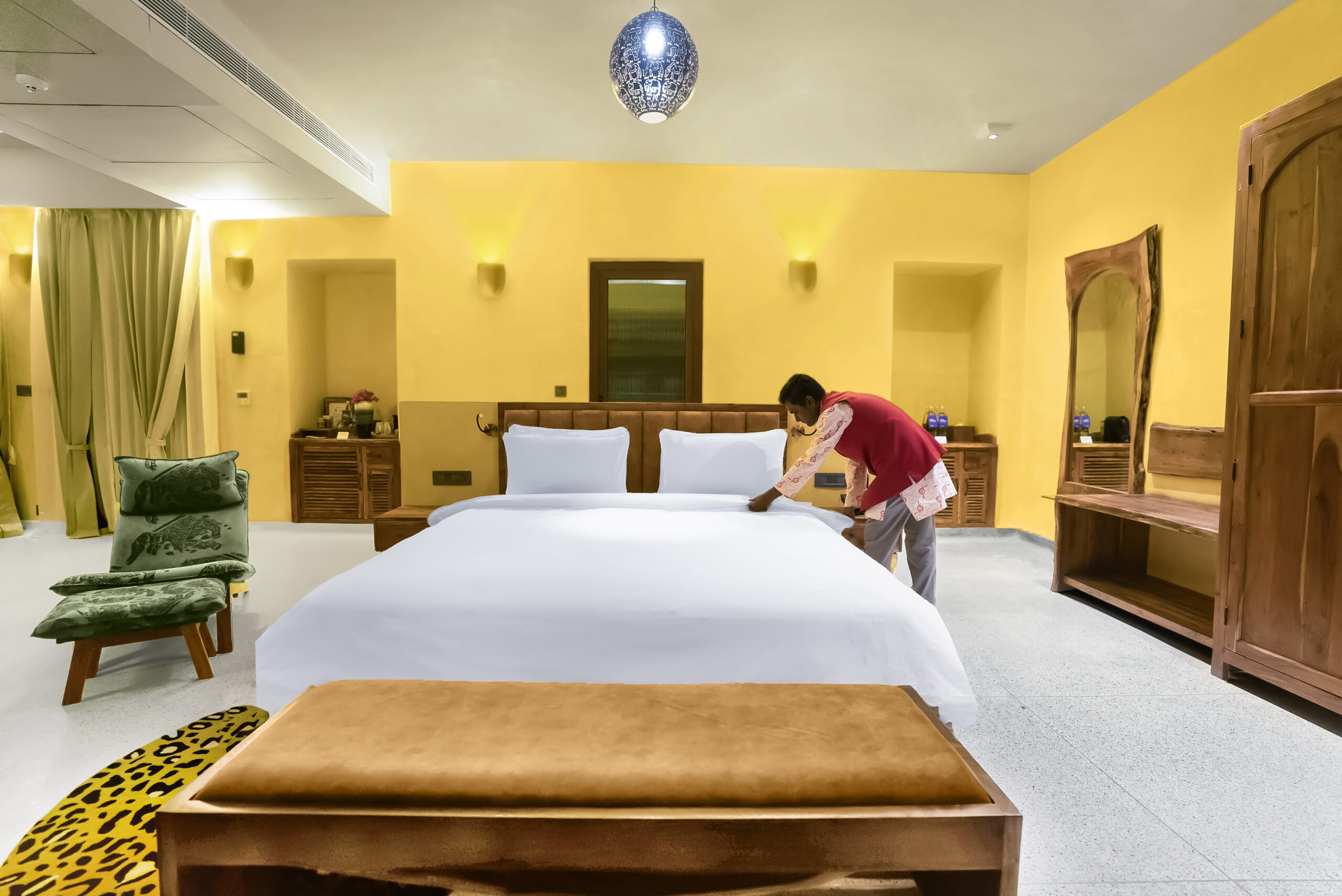 Hotel Retargeting Ads